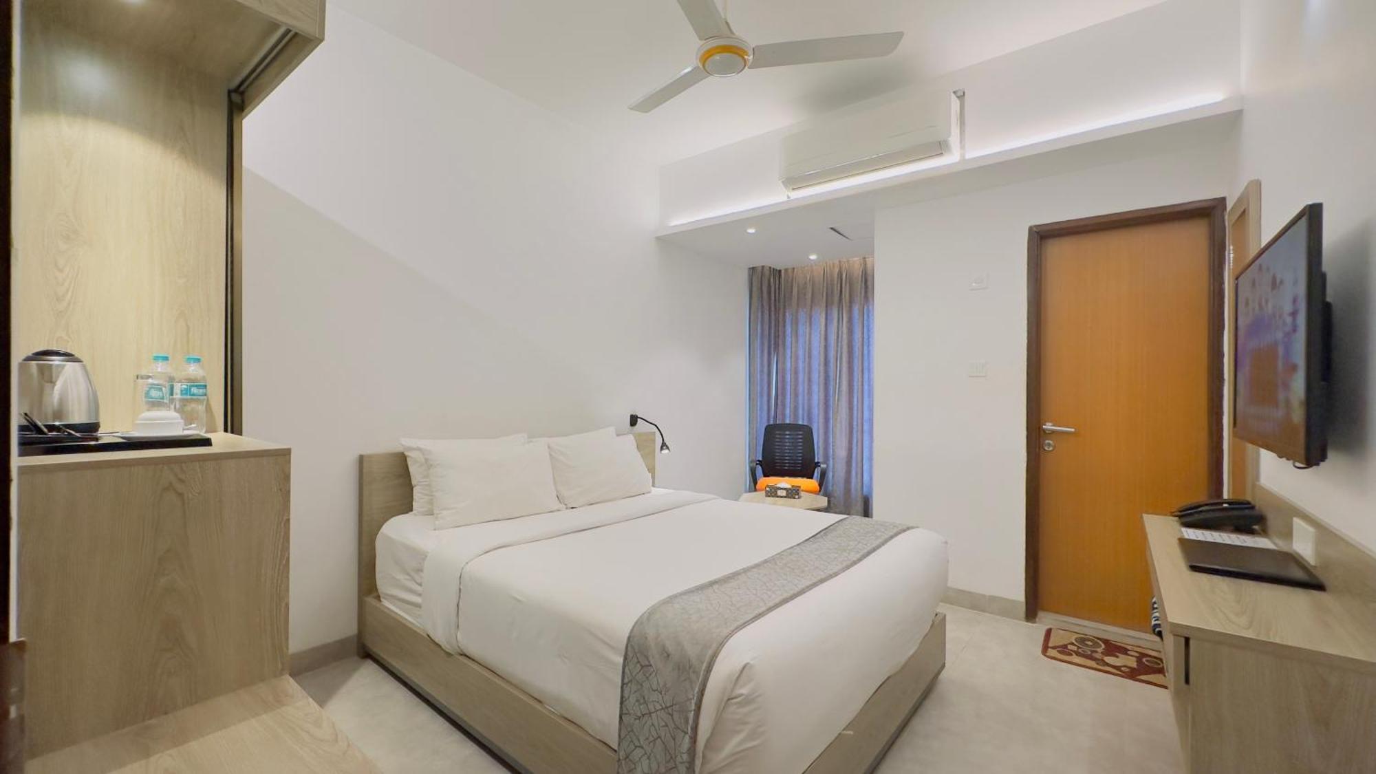Priyo Nibash Stylish Residential Hotel ダッカ エクステリア 写真