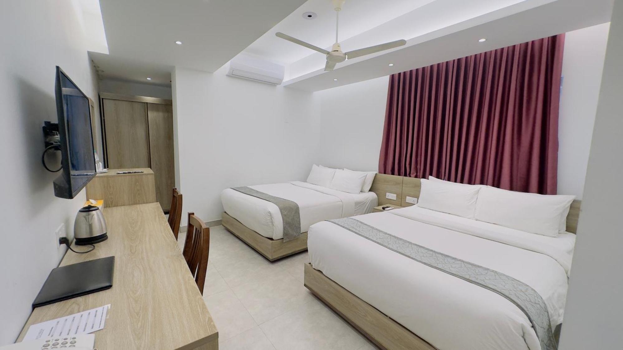 Priyo Nibash Stylish Residential Hotel ダッカ エクステリア 写真