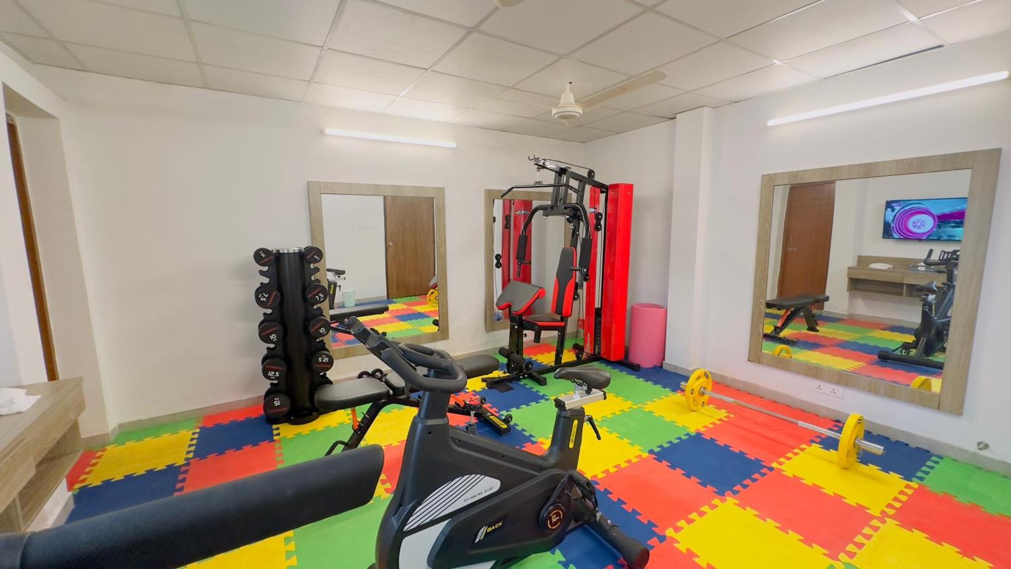 Priyo Nibash Stylish Residential Hotel ダッカ エクステリア 写真
