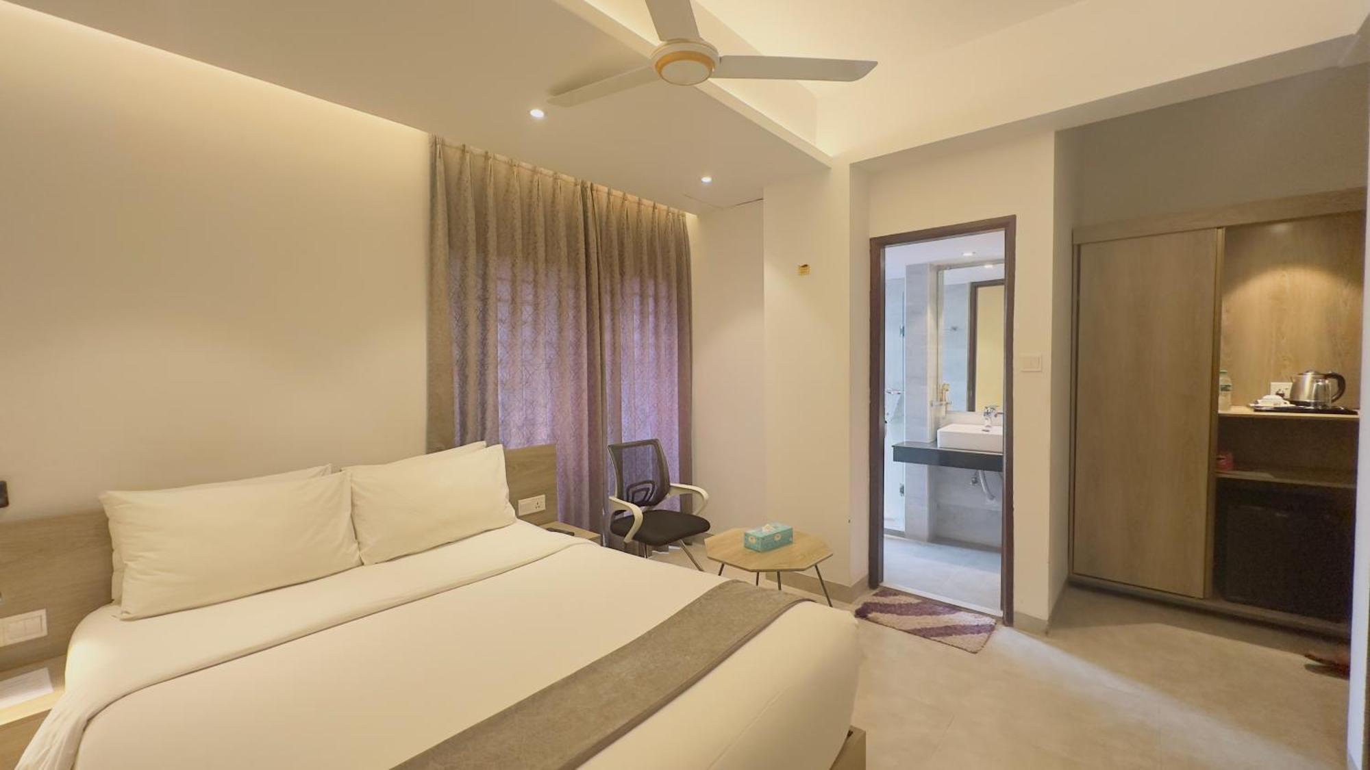 Priyo Nibash Stylish Residential Hotel ダッカ エクステリア 写真