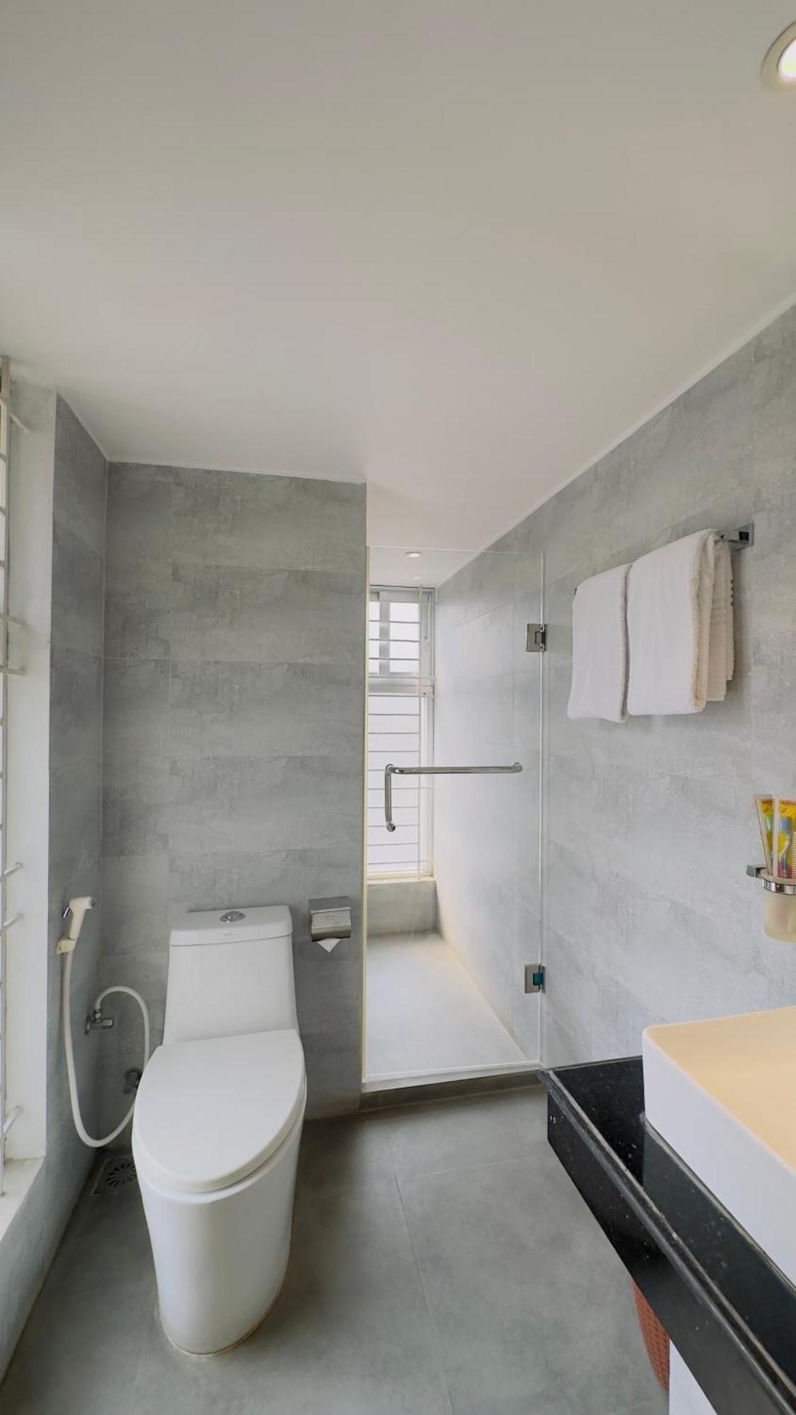 Priyo Nibash Stylish Residential Hotel ダッカ エクステリア 写真